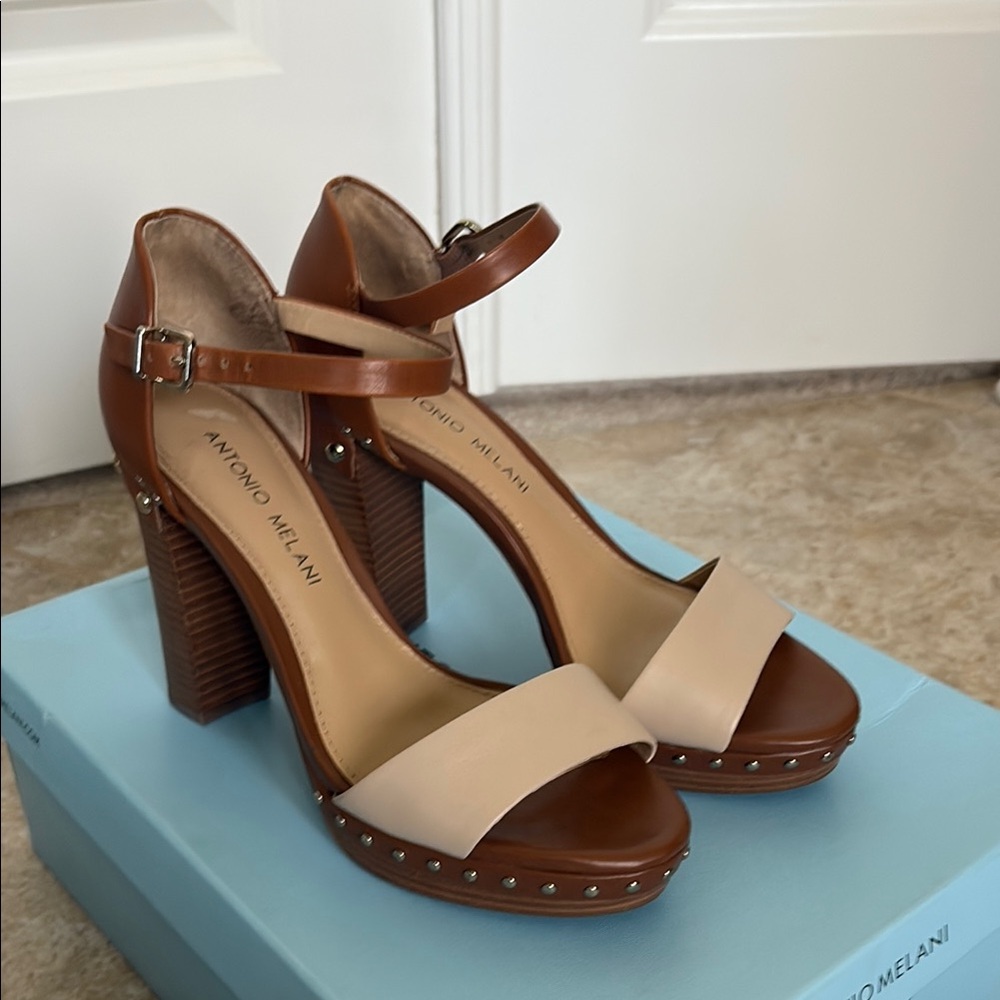 Antonio Melani Women's Tan and Cream Heels